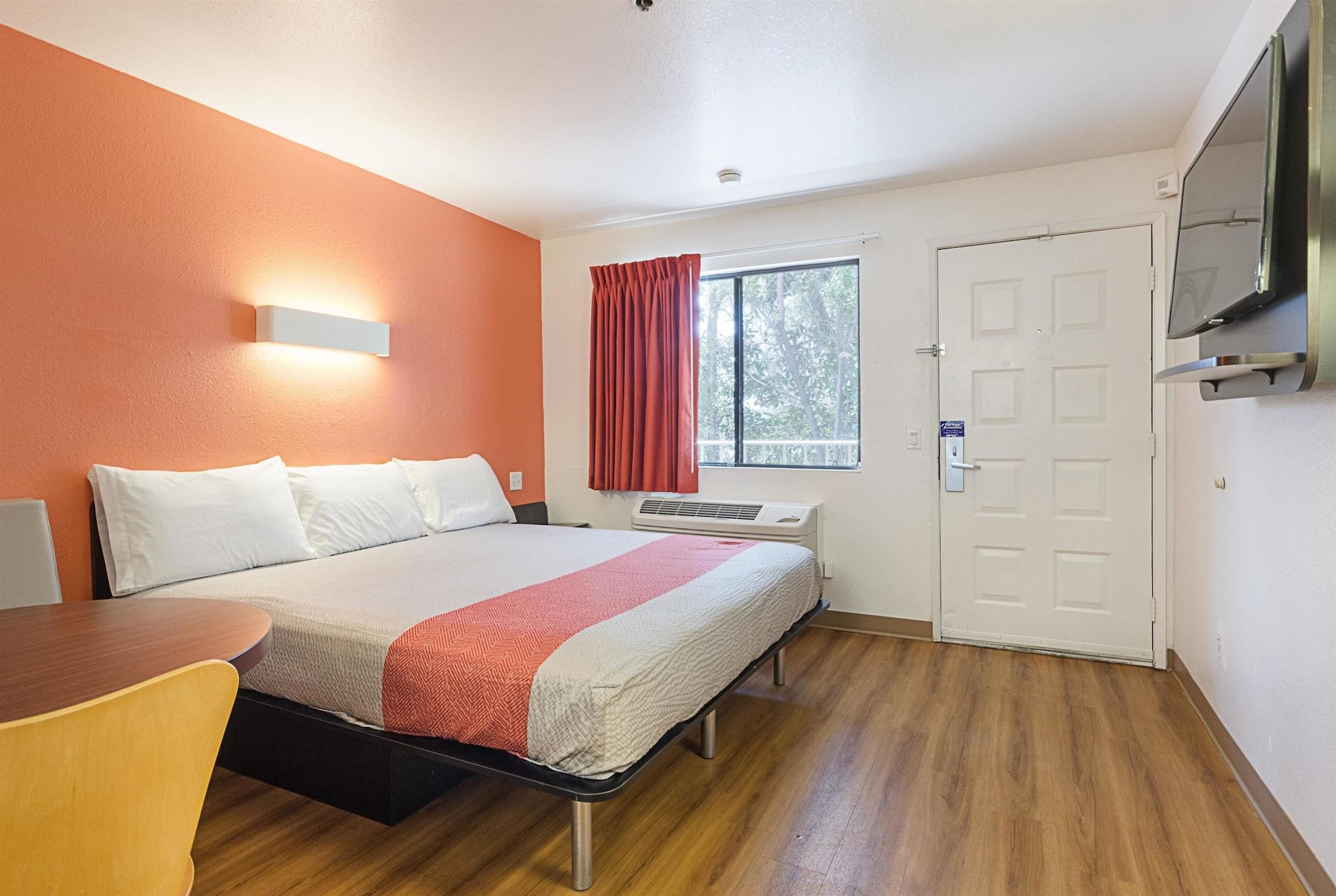 Motel 6-Fresno, Ca Eksteriør bilde