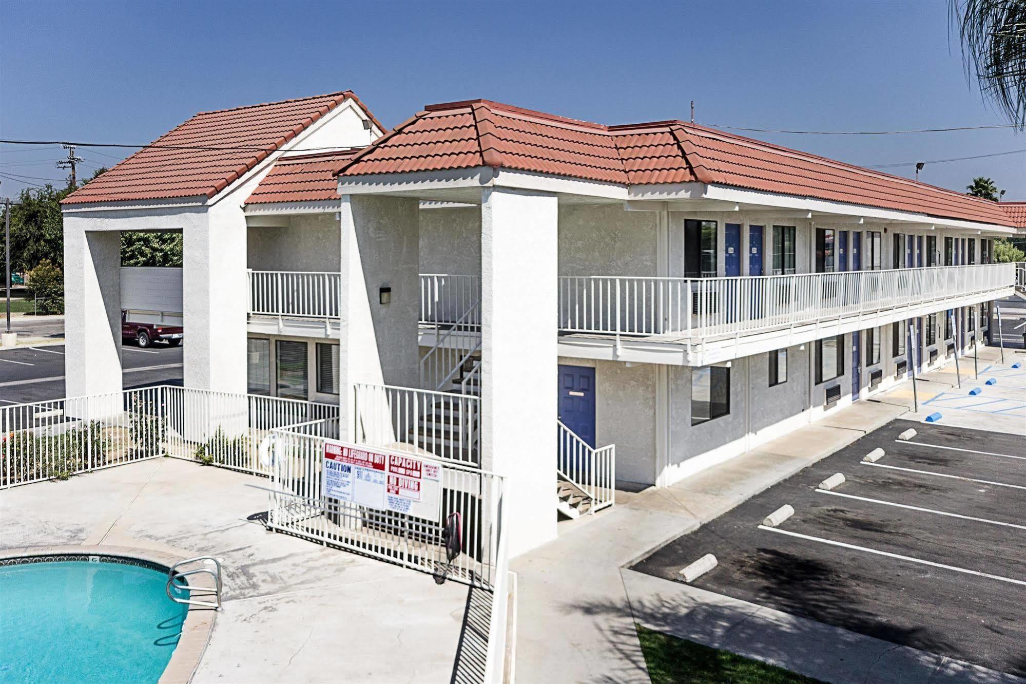 Motel 6-Fresno, Ca Eksteriør bilde