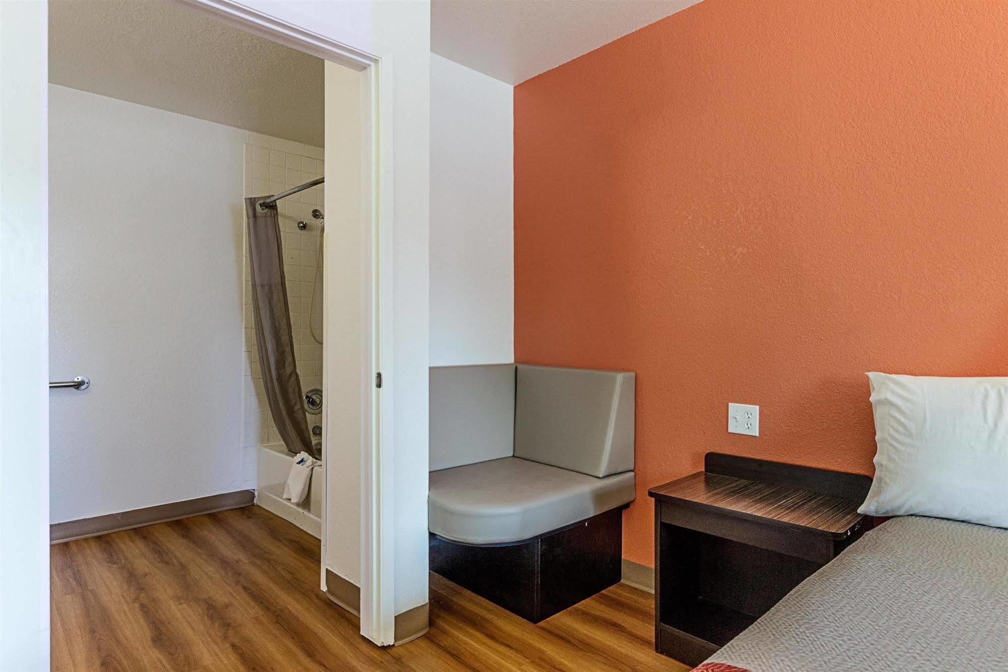 Motel 6-Fresno, Ca Eksteriør bilde
