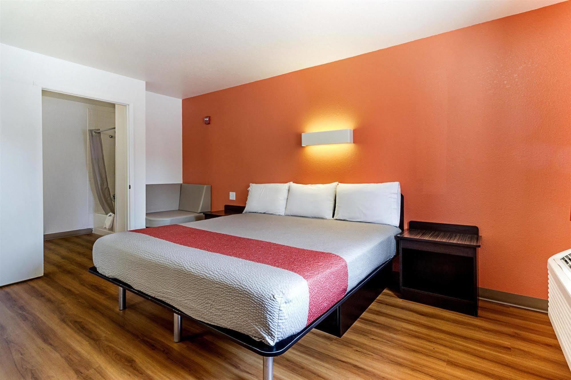 Motel 6-Fresno, Ca Eksteriør bilde